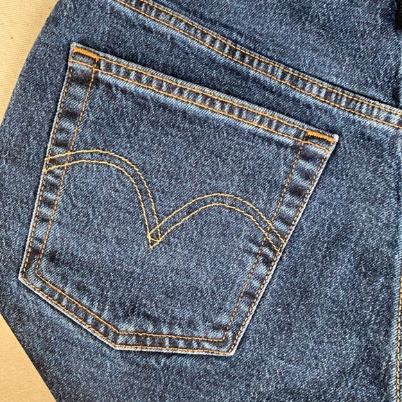 Levi 501 shorts size 27 - Picture 4 of 6